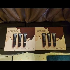 TimeWise Matte 3D foundations lot